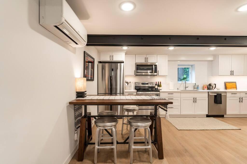 Modern, New & Industrial In Georgetown Villa Seattle Exterior photo